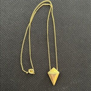 Elegant Gold Toned Pendant Necklace